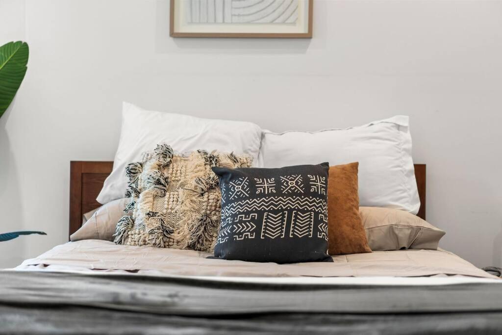 Entire Apt/2Bd 2Bth/Amer. Dream Mall/Nyc/Ewr Airpt نيوآرك المظهر الخارجي الصورة
